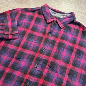 Vintage Quiksilver Shirt Mens Medium Flannel Purple Black Plaid Long Sleeve Y2K